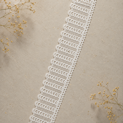 Premium Dryable White Geometric Embroidered Lace Border – Designer Cotton Cutwork Lace for Kurtis, Dresses & DIY Fashion
